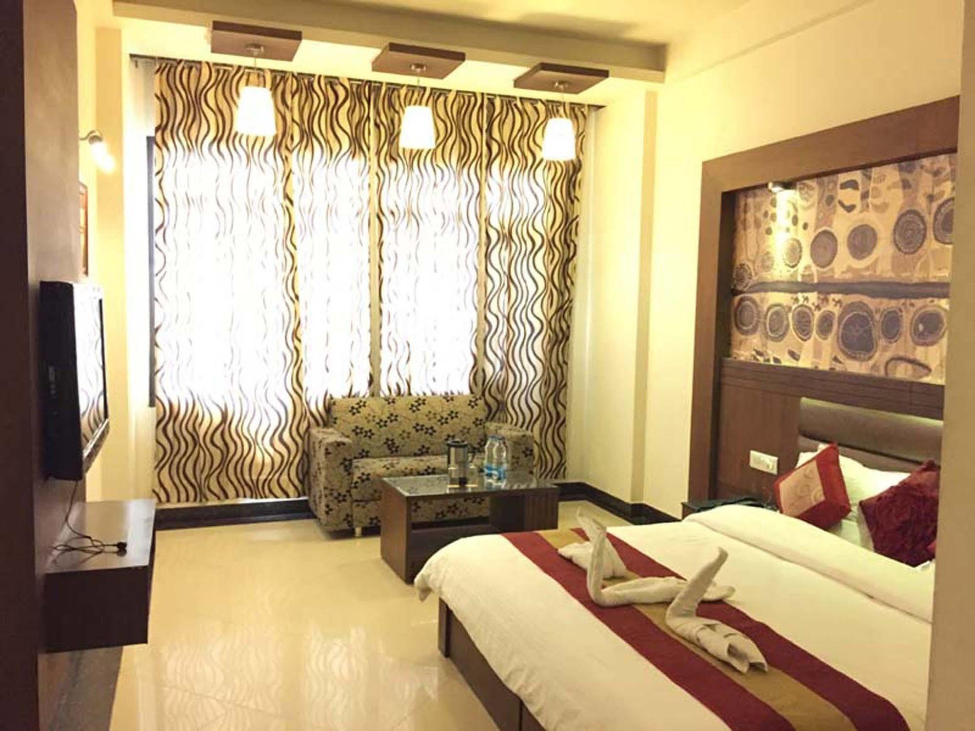 Namaskar Residency Hotel