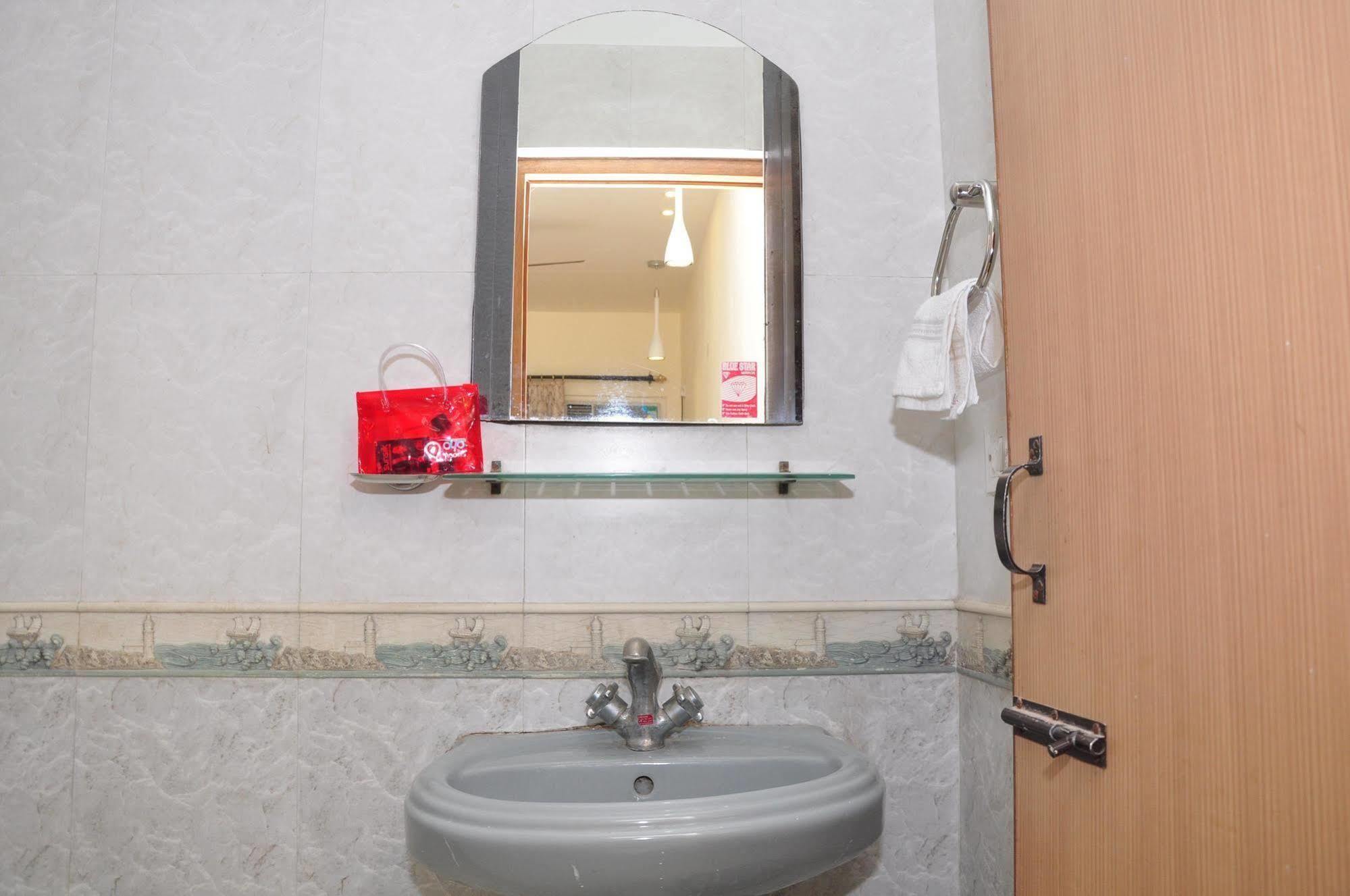 Veenus International Bed & Breakfast 2*