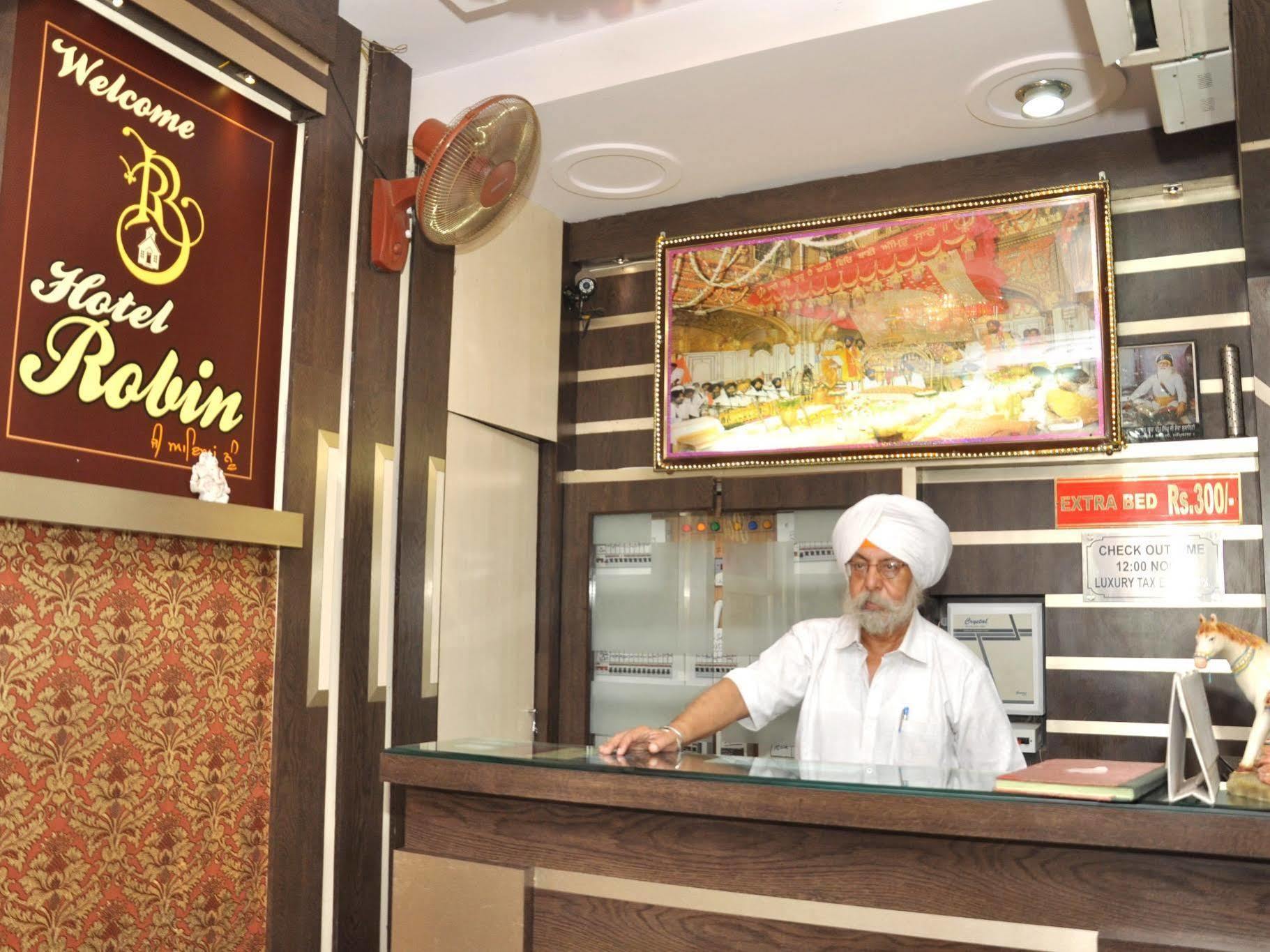 Robin Hotel 3*