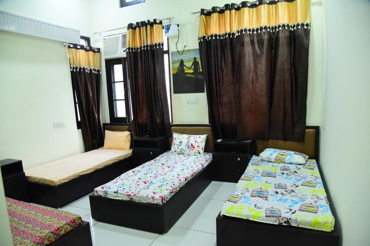 Nutz Backpackers Hostel Amritsar
