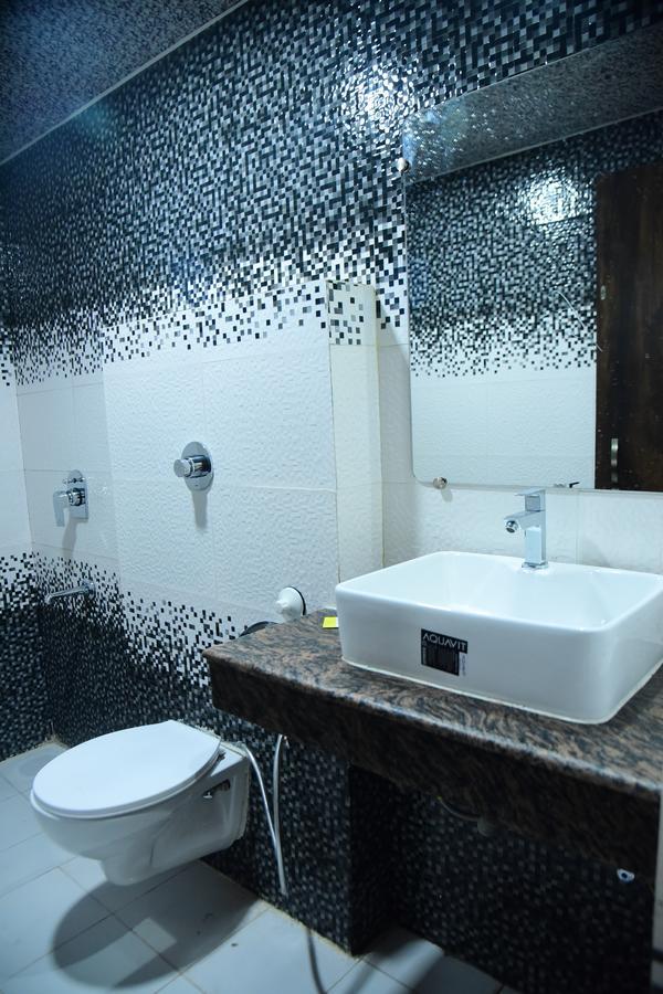 Nutz Backpackers Hostel Amritsar