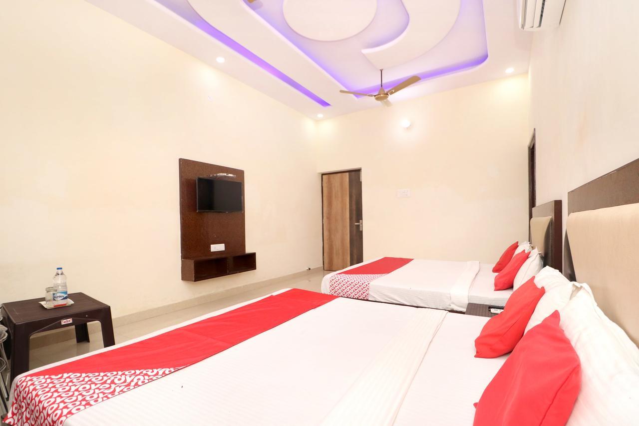 Oyo 16494 Dhunna 3* Amritsar