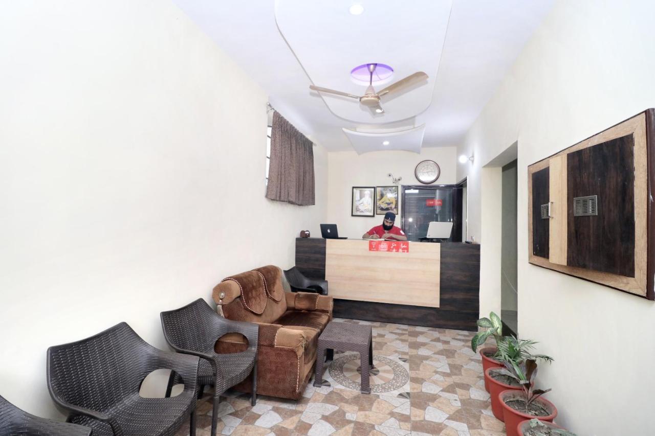 Oyo 16494 Dhunna Hotel Amritsar