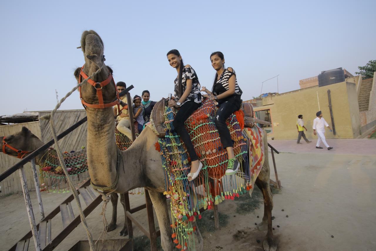 Sadda Pind A Perfect Tourist Destination Resort 4*