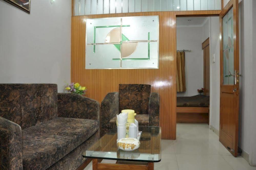 Fabhotel Basera Hotel 3*