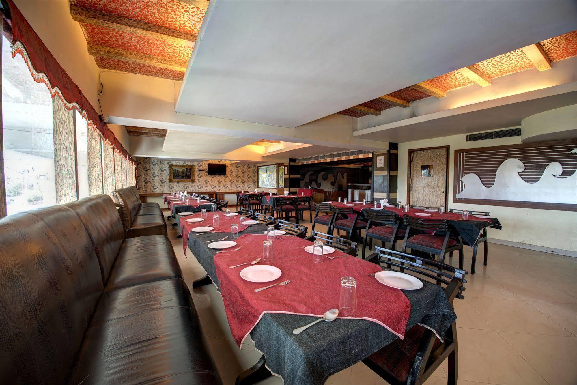 Pr Residency Hotel 3*