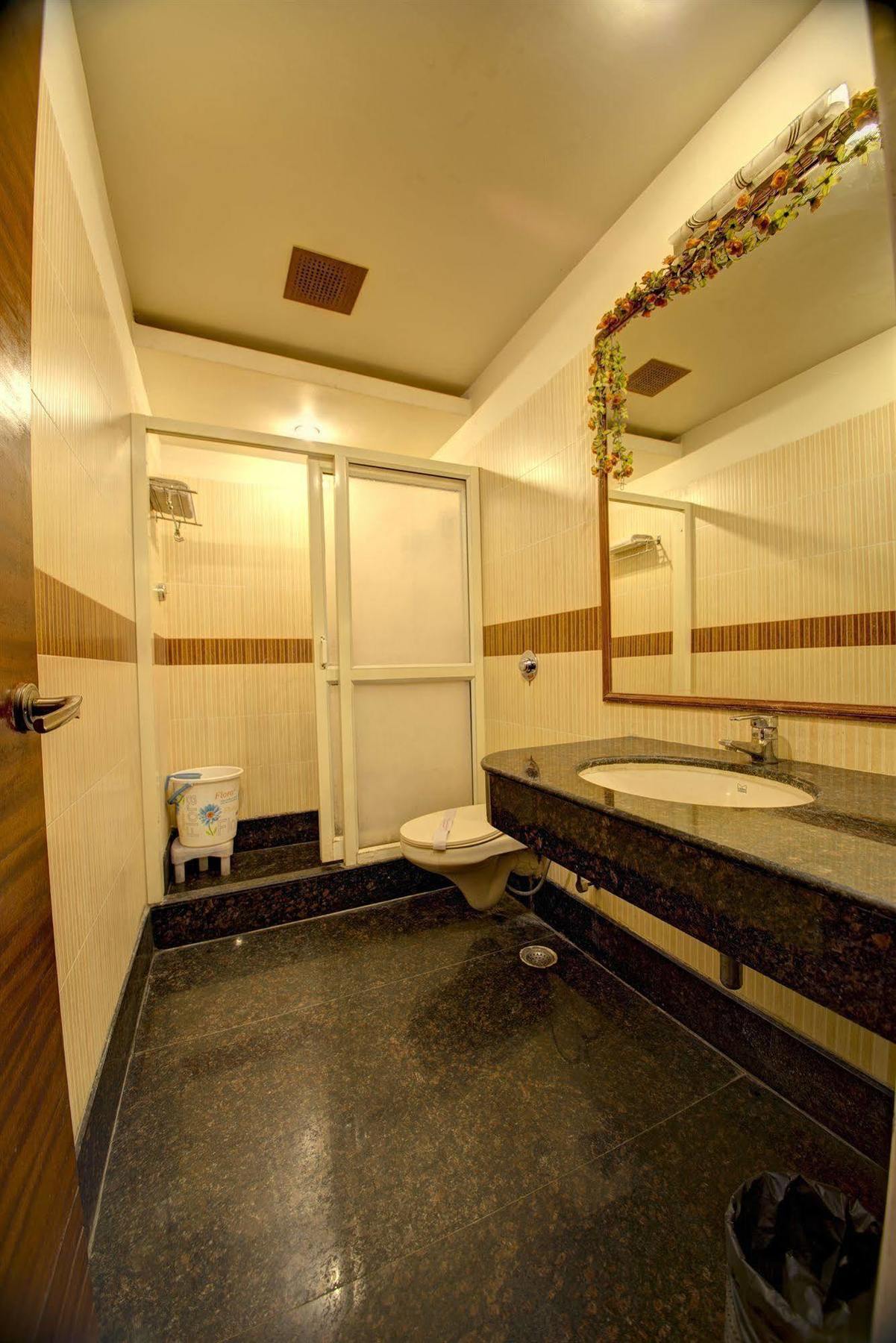 Hotel Pr Residency