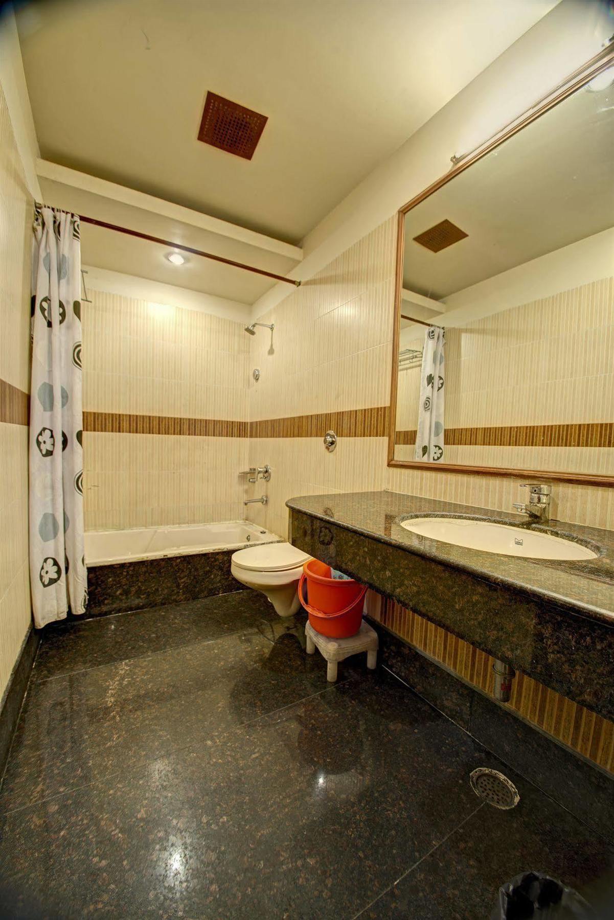 Pr Residency Hotel Amritsar
