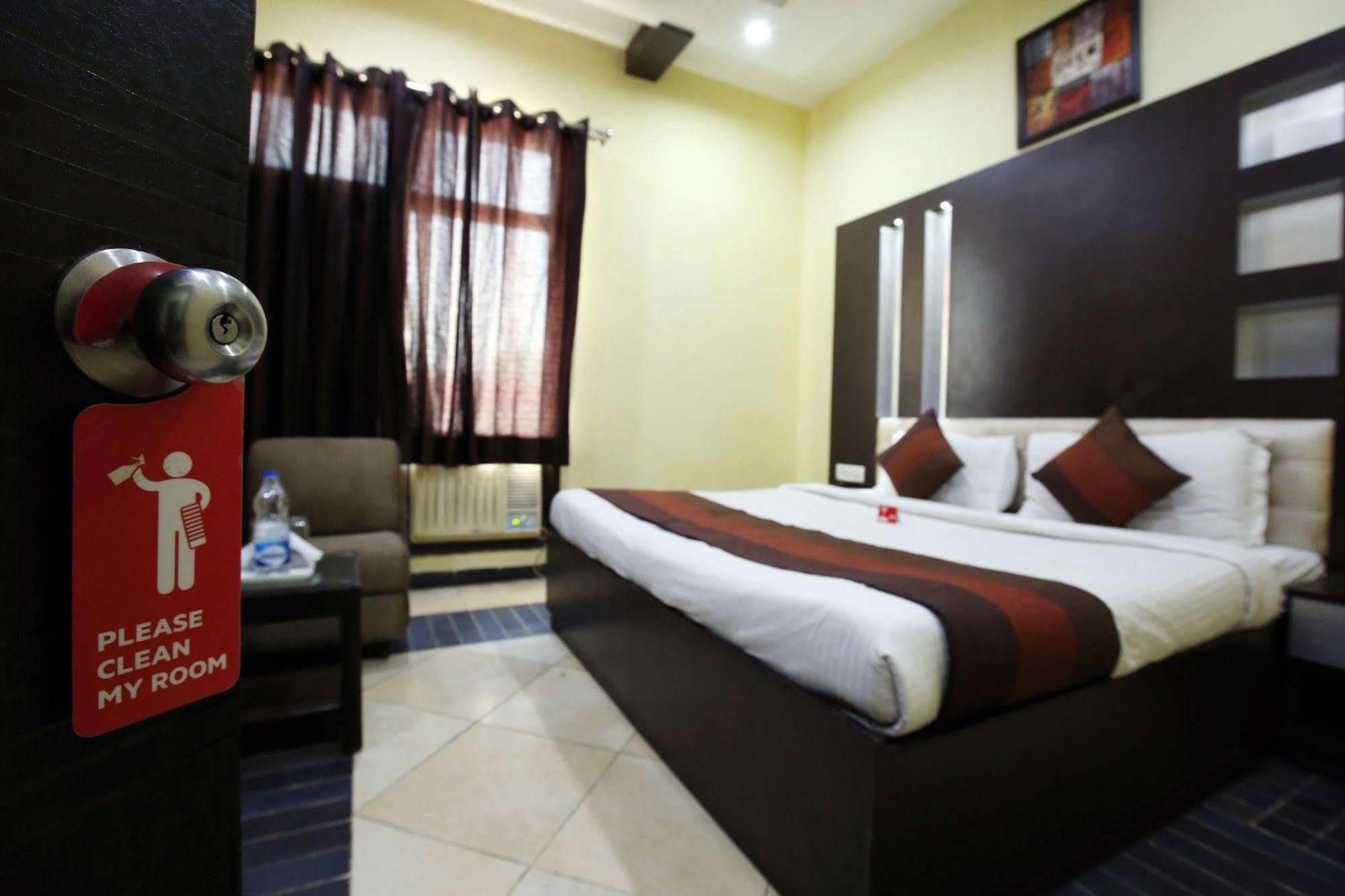 Mm Yellowuds Inn 3*