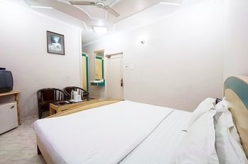 Hotel Fabhotel Basera Amritsar