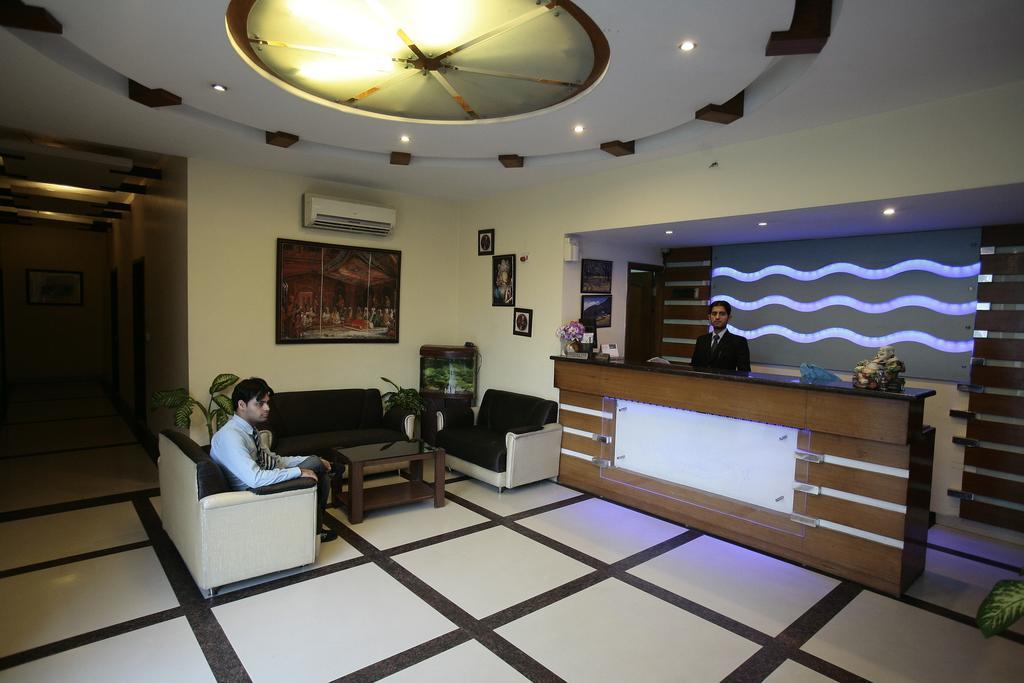 Hotel Sarovar Regency Amritsar