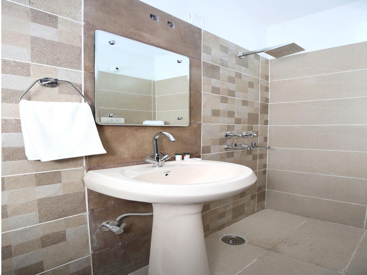 Hotel Oyo 12354 Sangreela