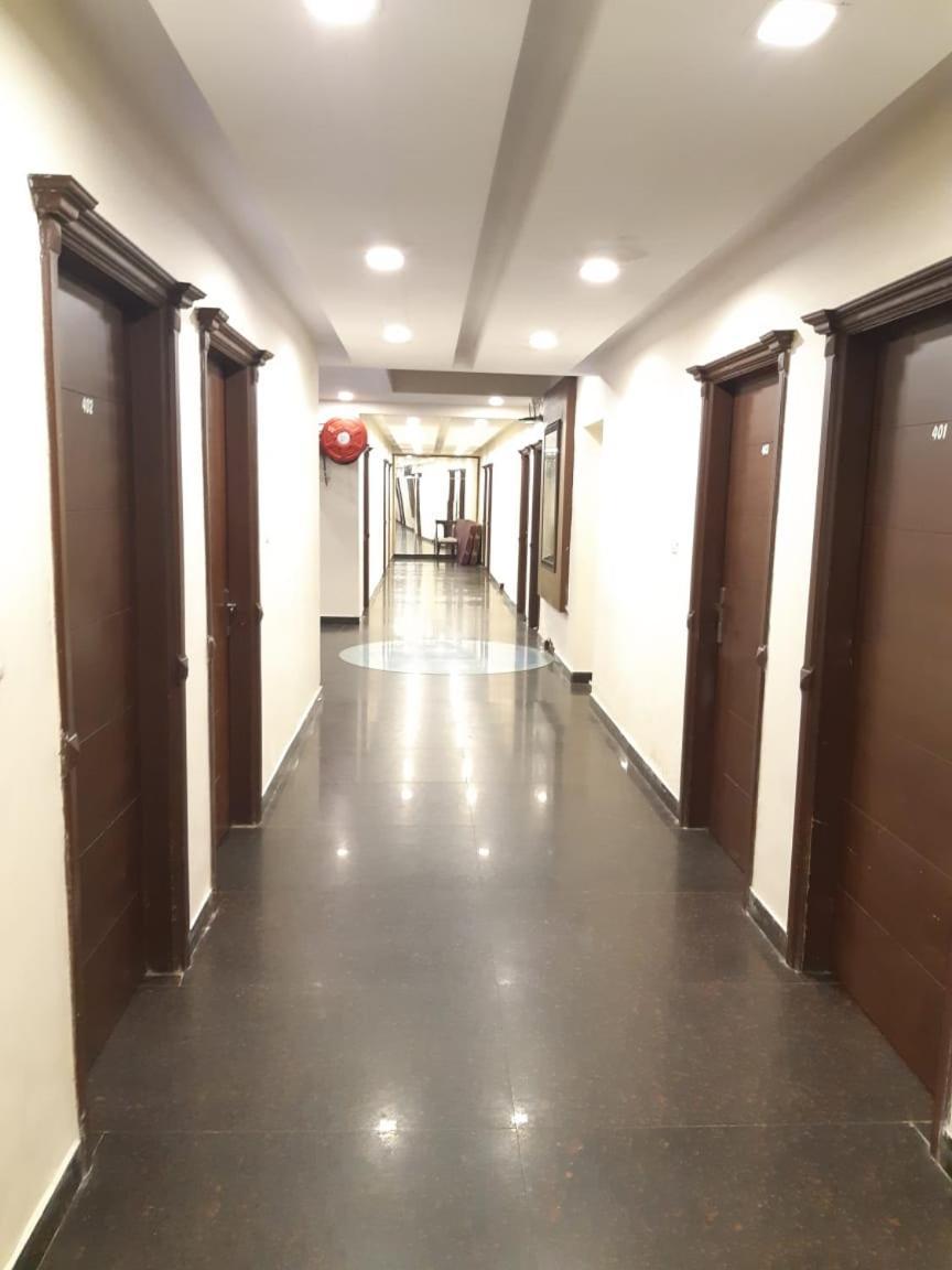 Parkside Grand With Free Parking Hotel 3*