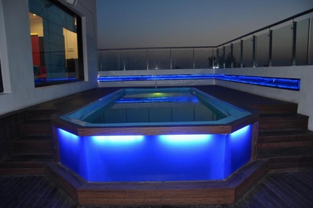 Hotel Regenta Place 4*