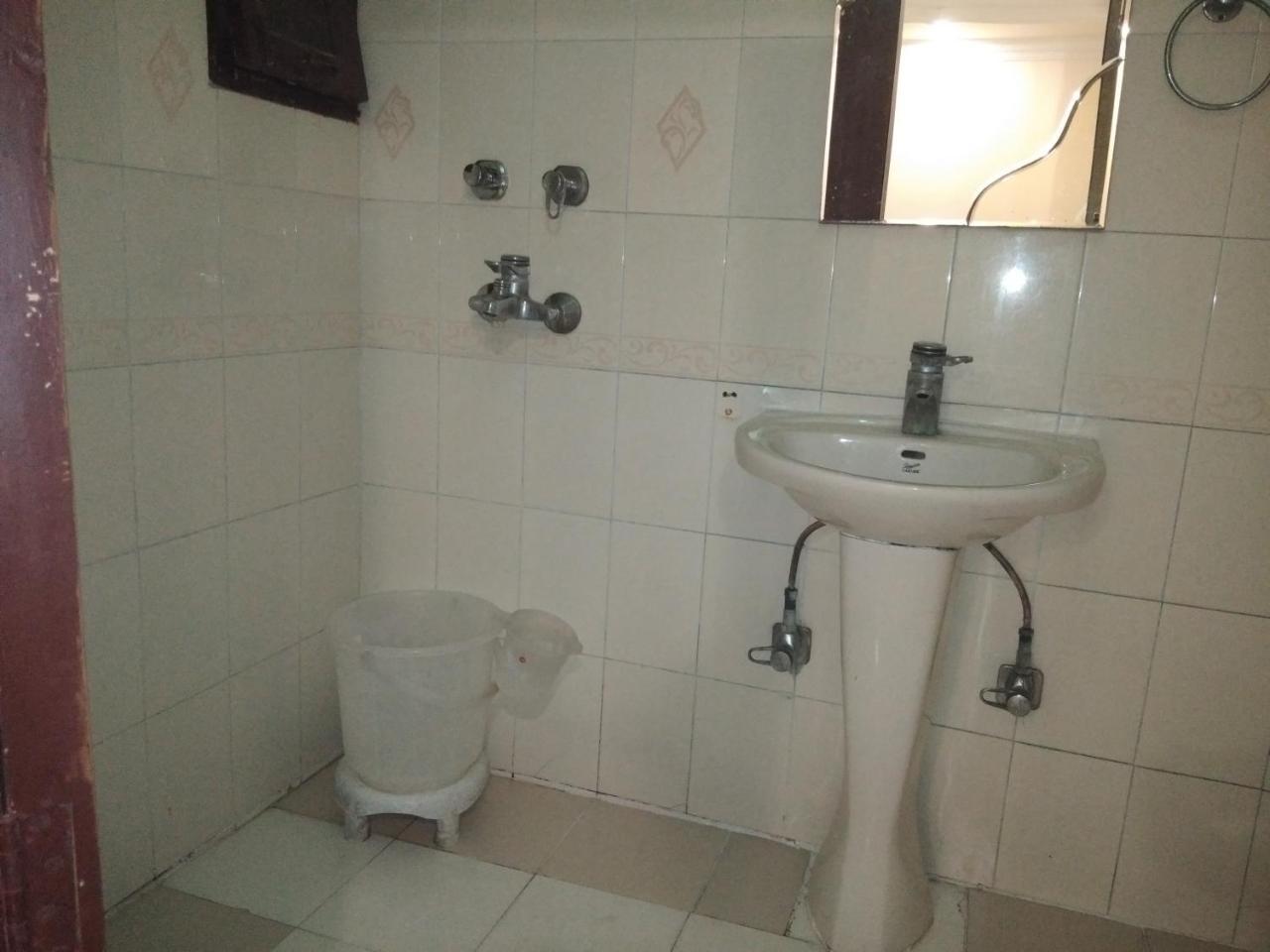 O Anand Hotel