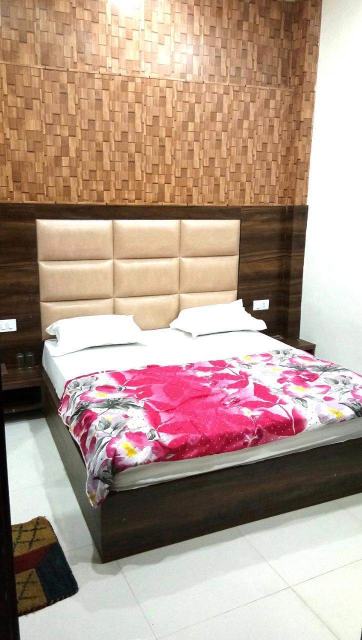 Guest house Puri Grand Amritsar