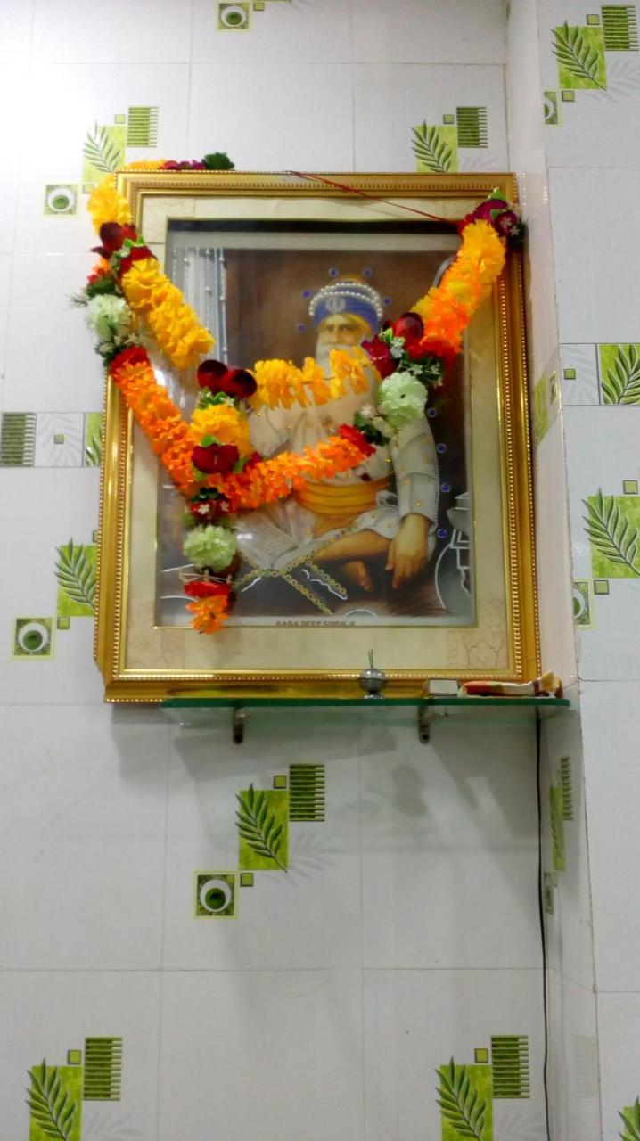 Blue Eye Backpackers Amritsar