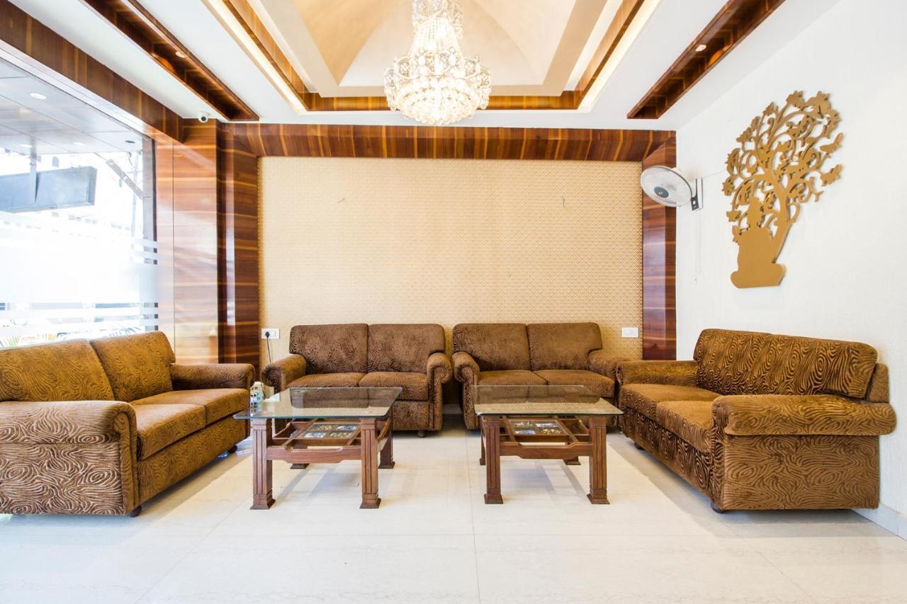 Fabhotel Royal Hussainpura Chowk Hotel 3*