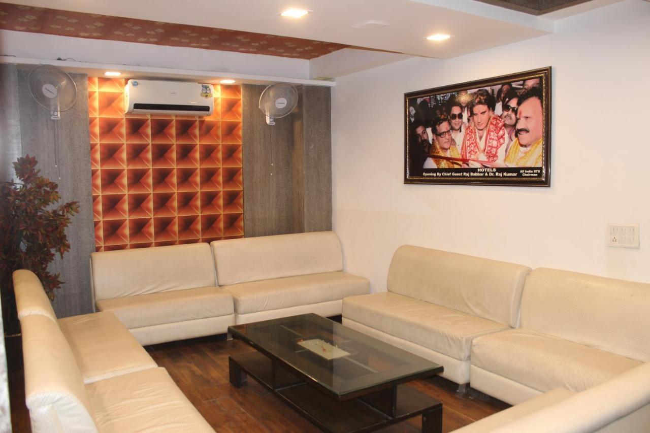 Hotel Parkside Grand With Free Parking 3*