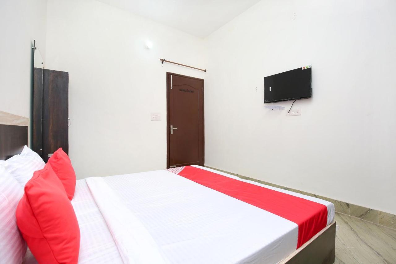 Oyo 24666 Samar Residency 3*