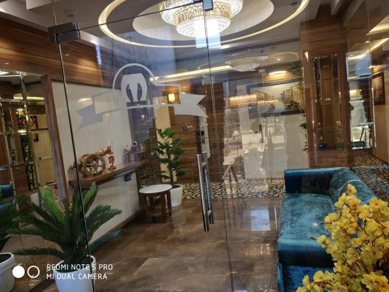 Hotel Makhan Residency 3*