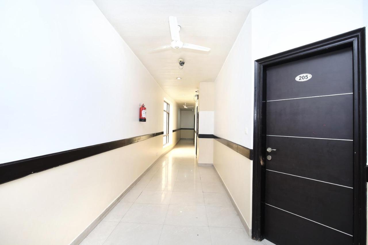 Oyo 3461 Majha Hotel