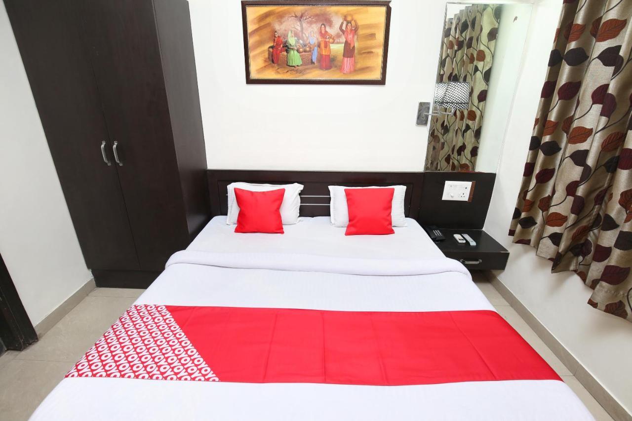 Oyo 3461 Majha Hotel 3*