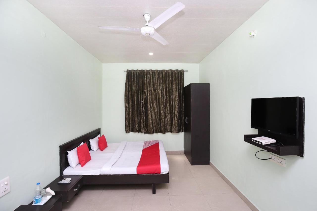 Hotel Oyo 3461 Majha 3*