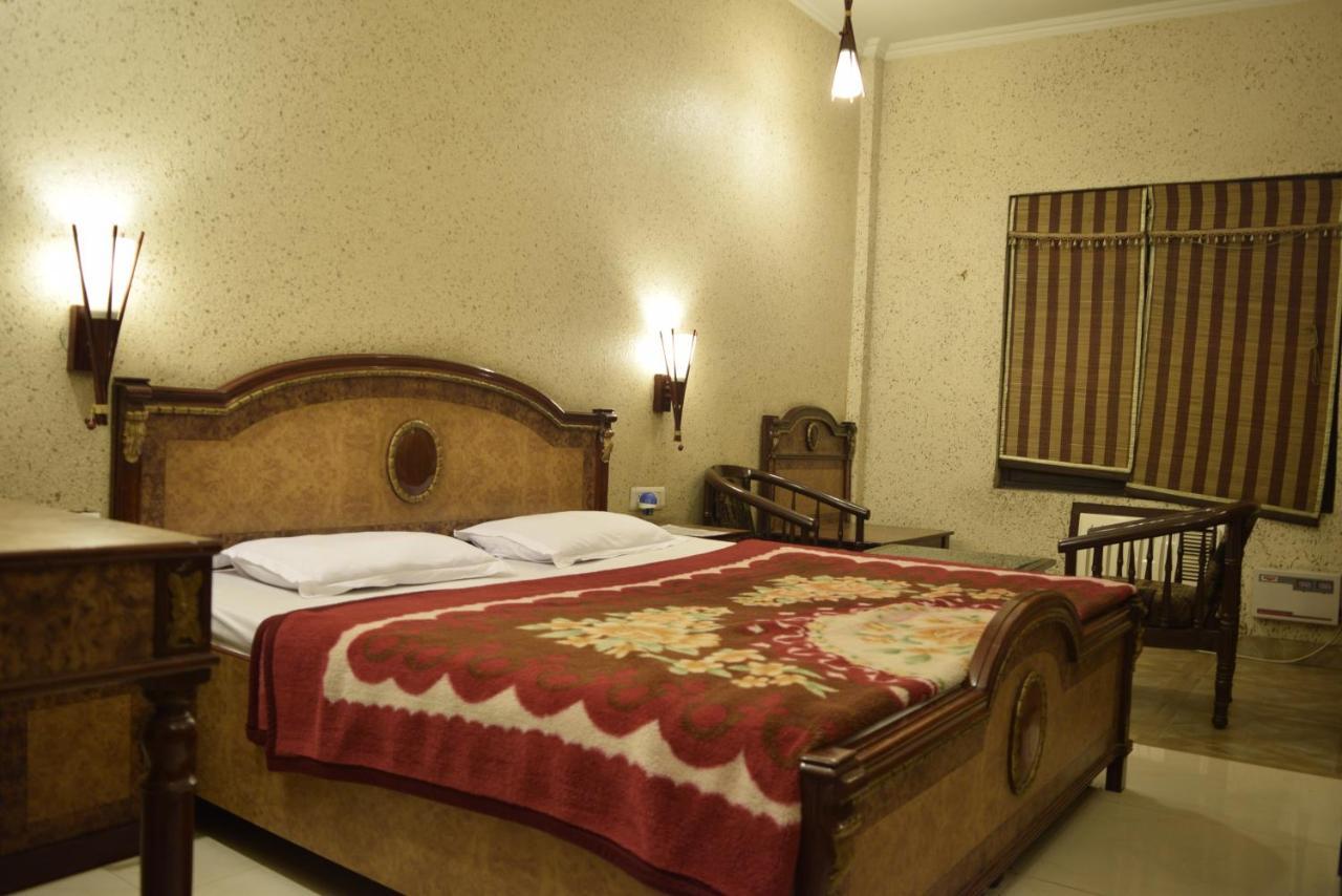 Holy Hotel