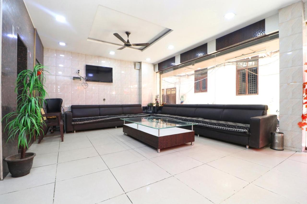 Oyo 23357 Raj Tirath Niwas Amritsar