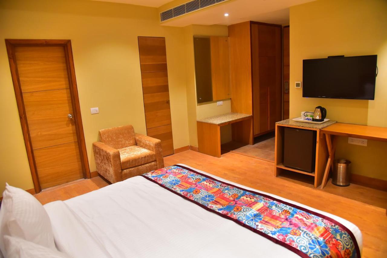 Dnr Pride Hotel 3*