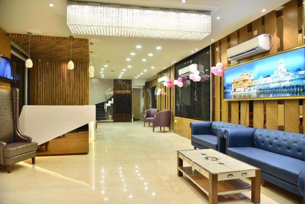 Oscar Hotel
