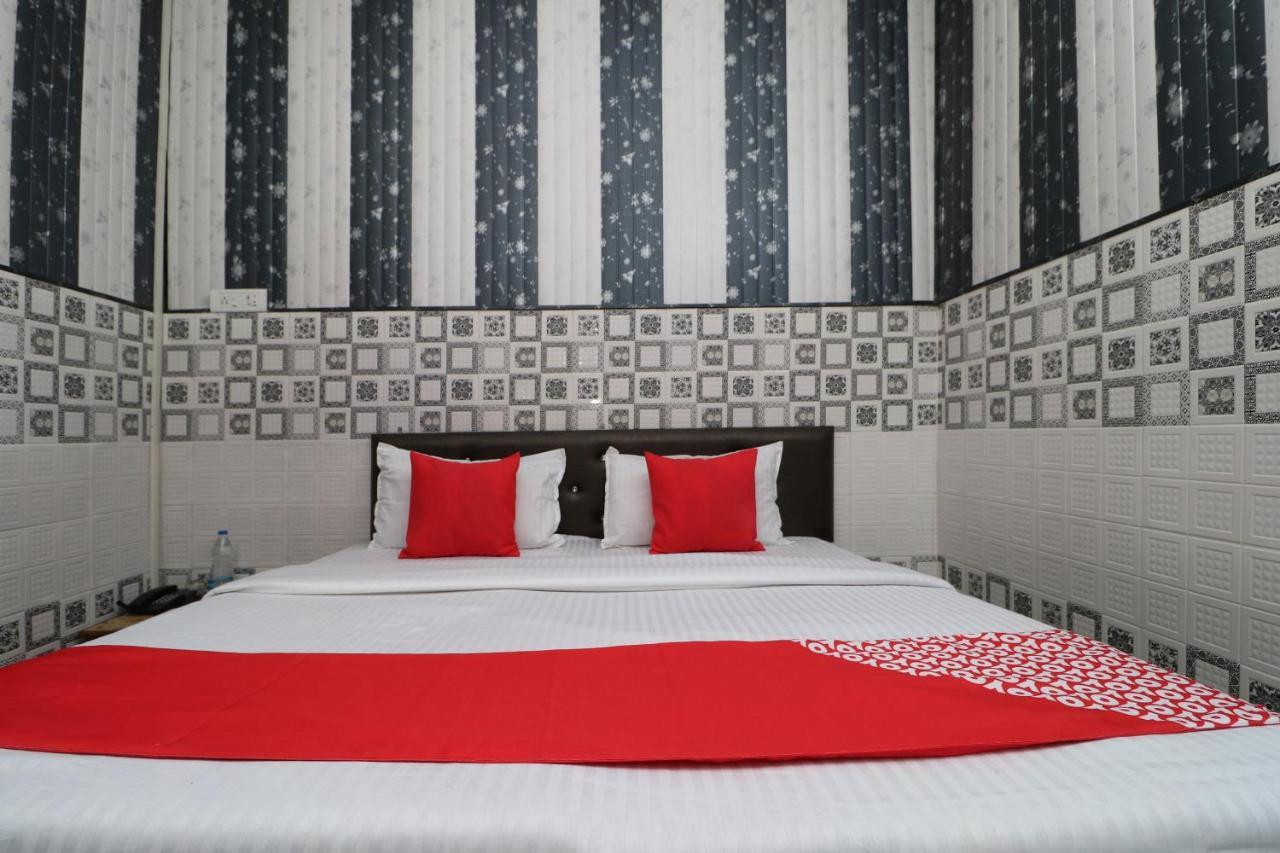 Oyo 28409 Big Hotel