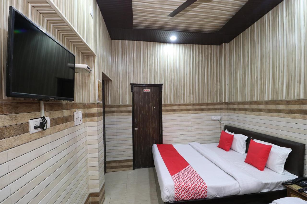 Hotel Oyo 28409 Big 3*