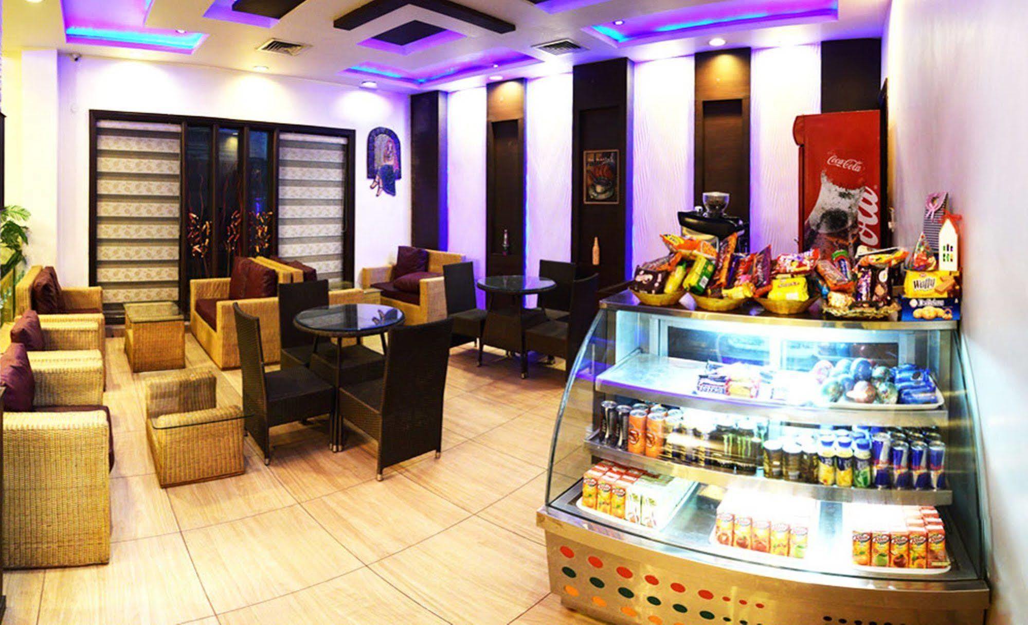 Hotel Prems Paradise