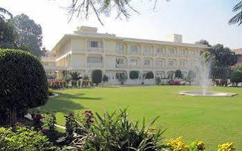 Ritz Plaza Hotel