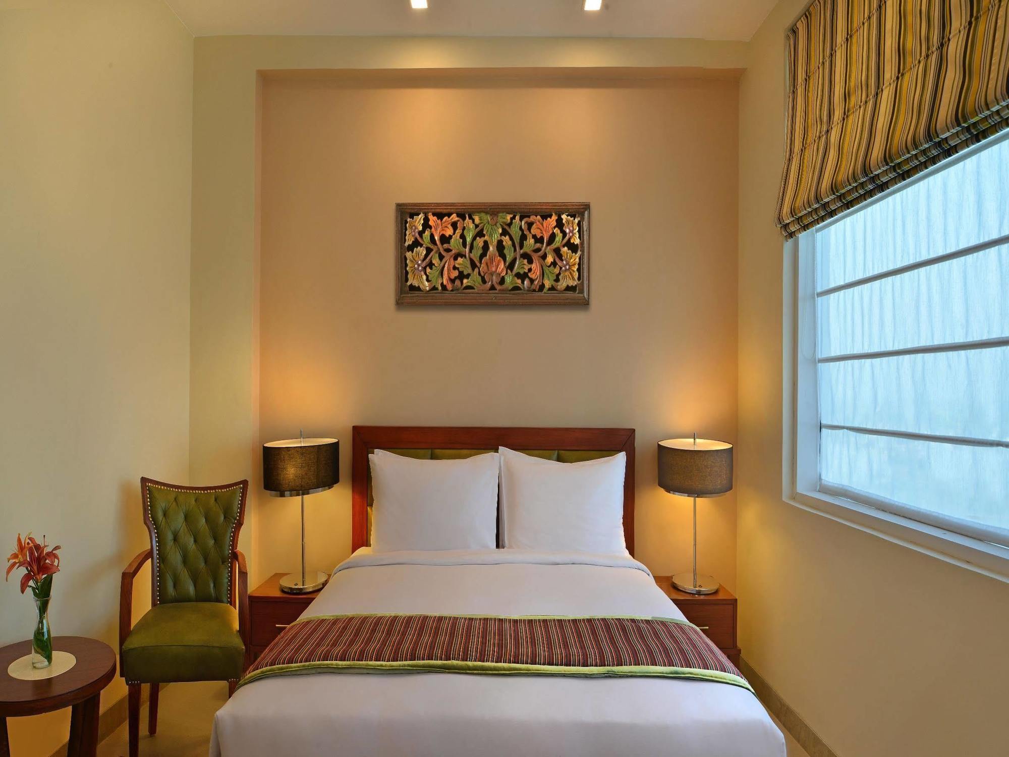 Park By Radisson Airport Hotel 4*