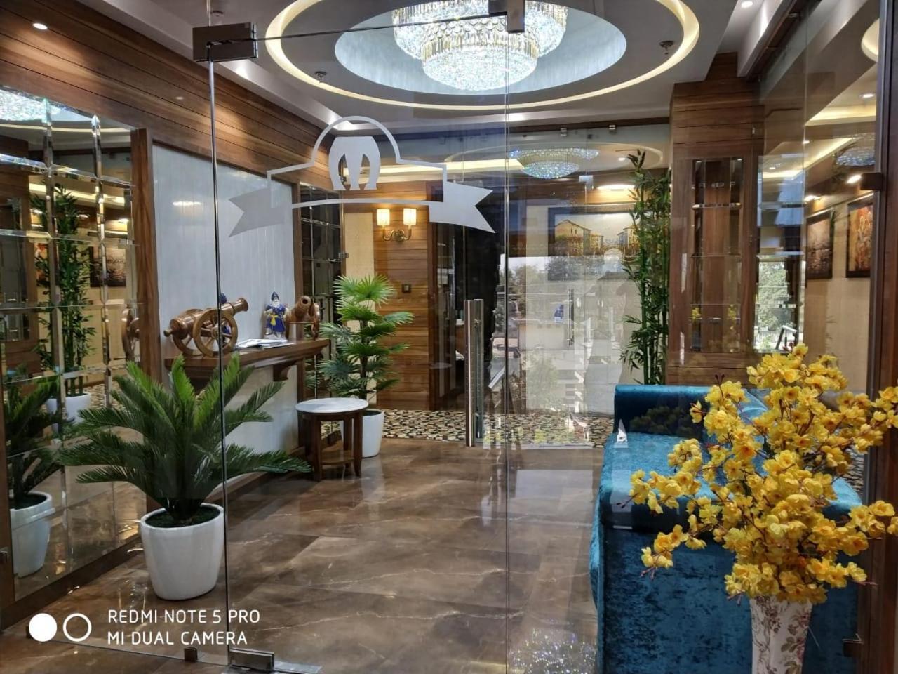 Hotel Makhan Residency 3*