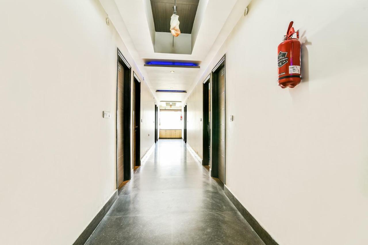 Hotel Fabhotel Behl Regency