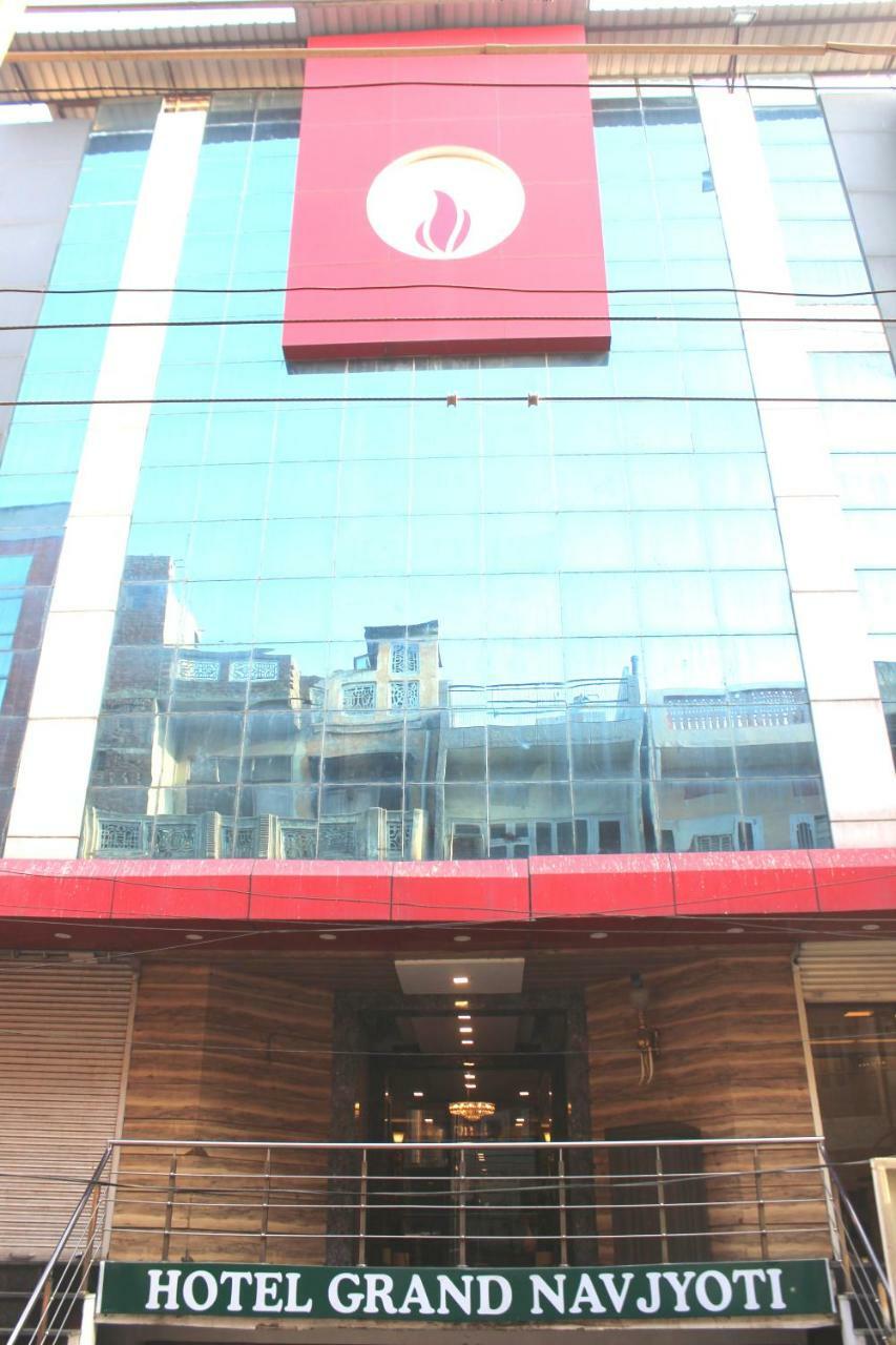 Parkside Grand With Free Parking Amritsar