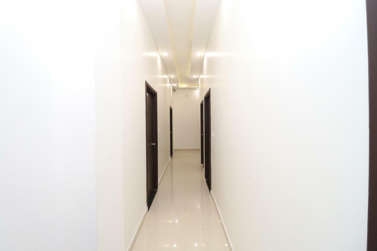 Oyo 27989 Shingari 3* Amritsar