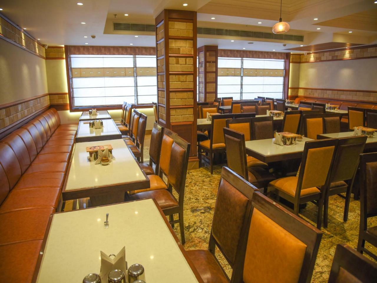 Bharawan Clarks Express Hotel