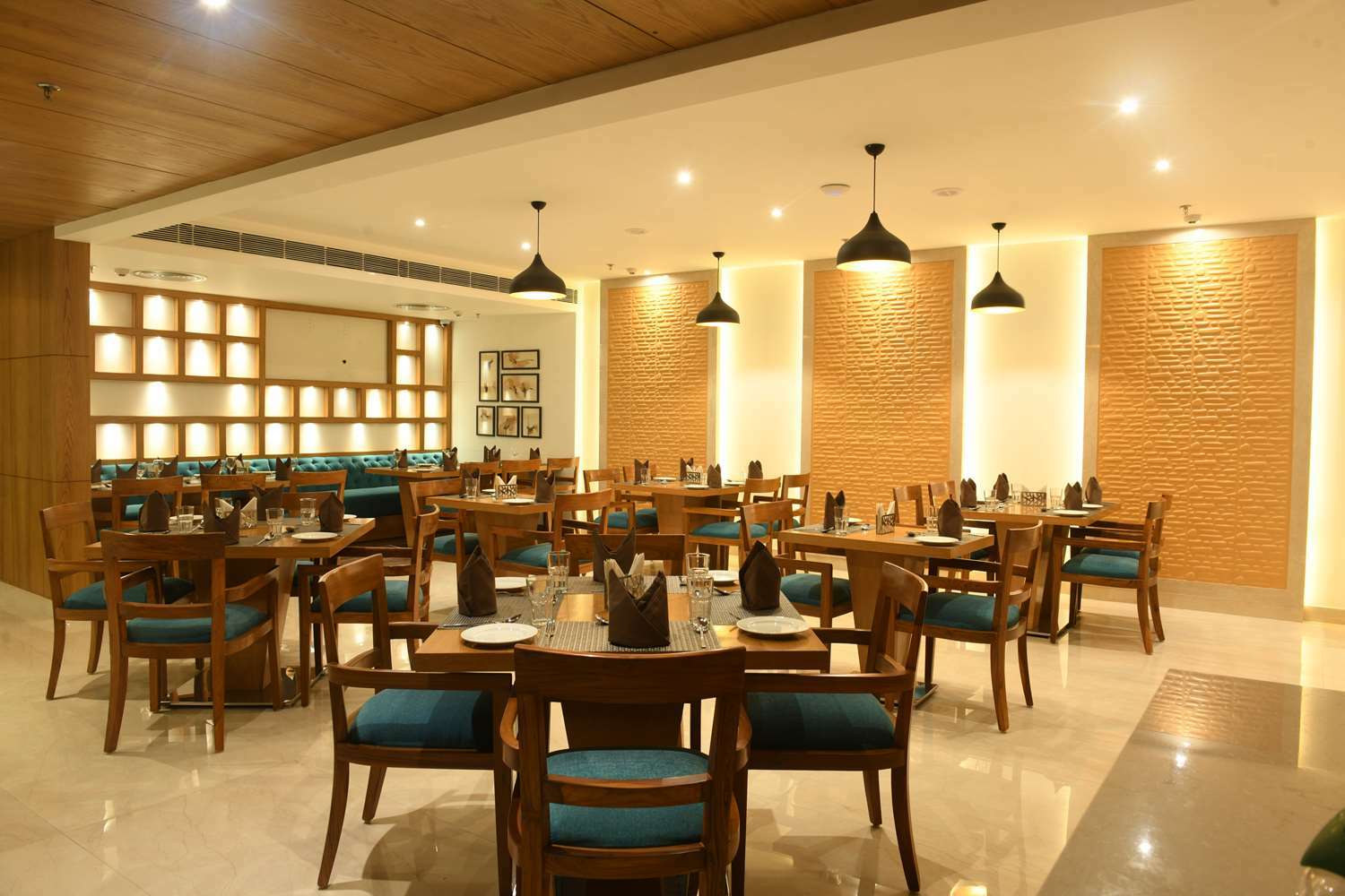 Hotel Surestay By Western 4*