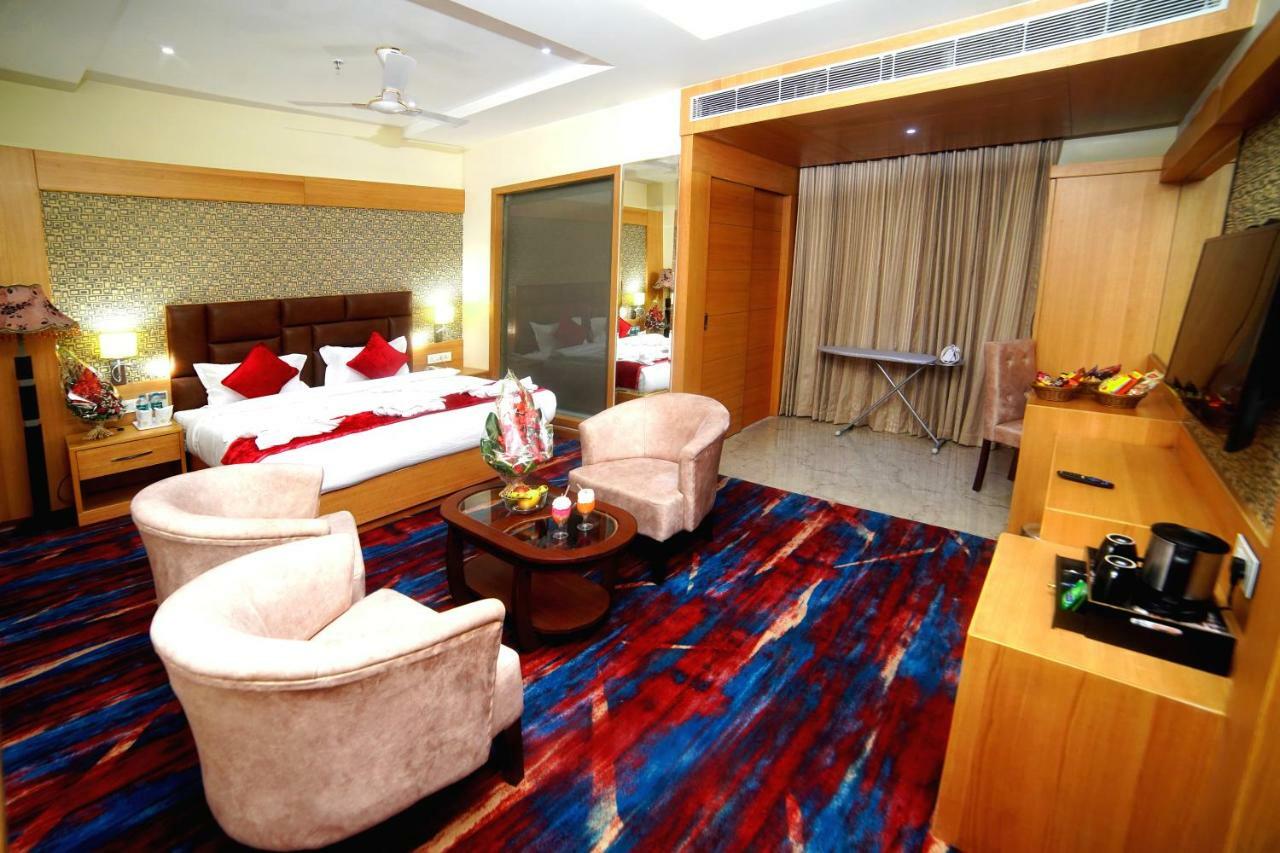 The Landmark Hotel 3*