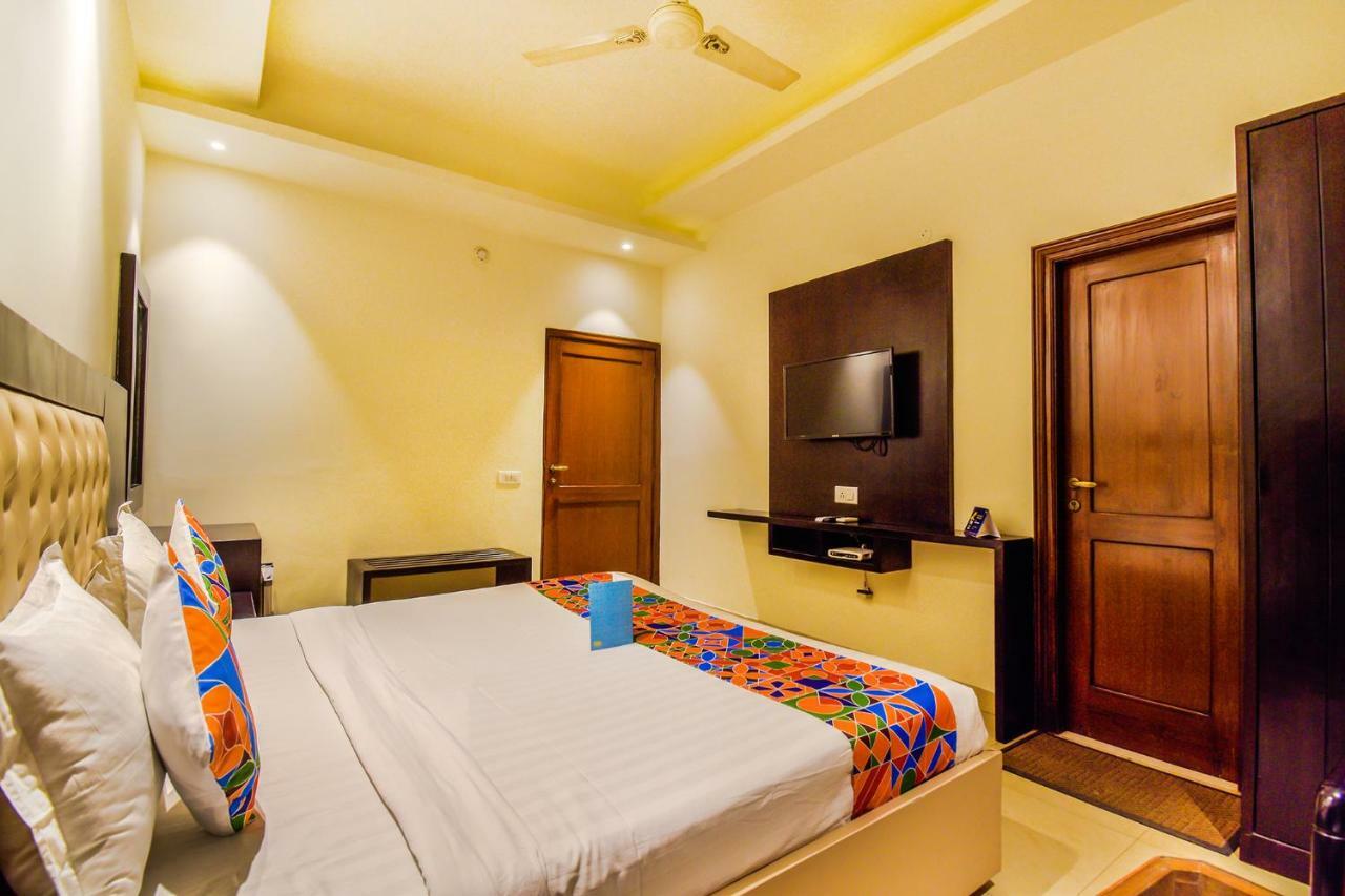 Le Golden Hotel