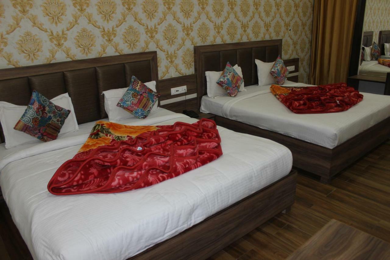 Shivaay Grand Hotel