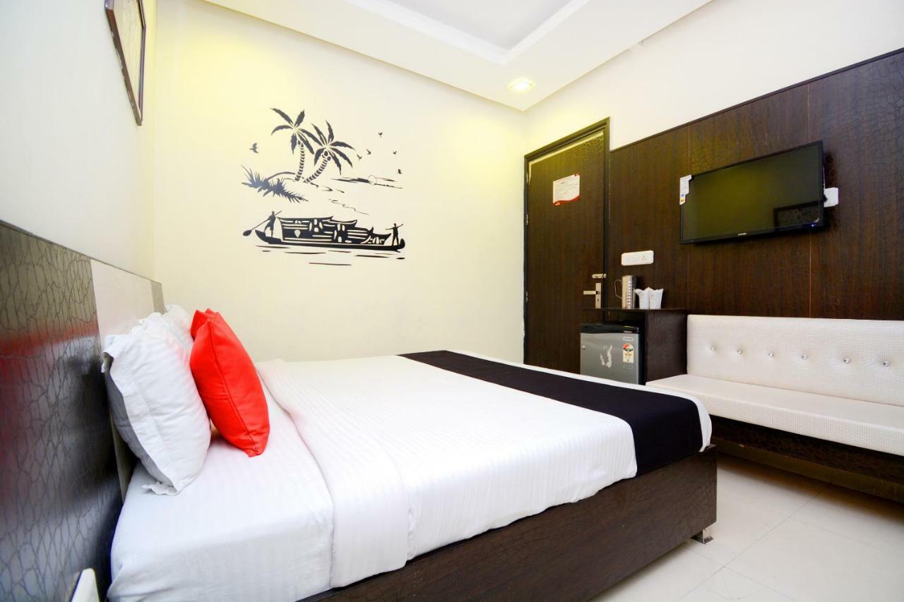 Hotel Capital O 4087 Akaal Residency