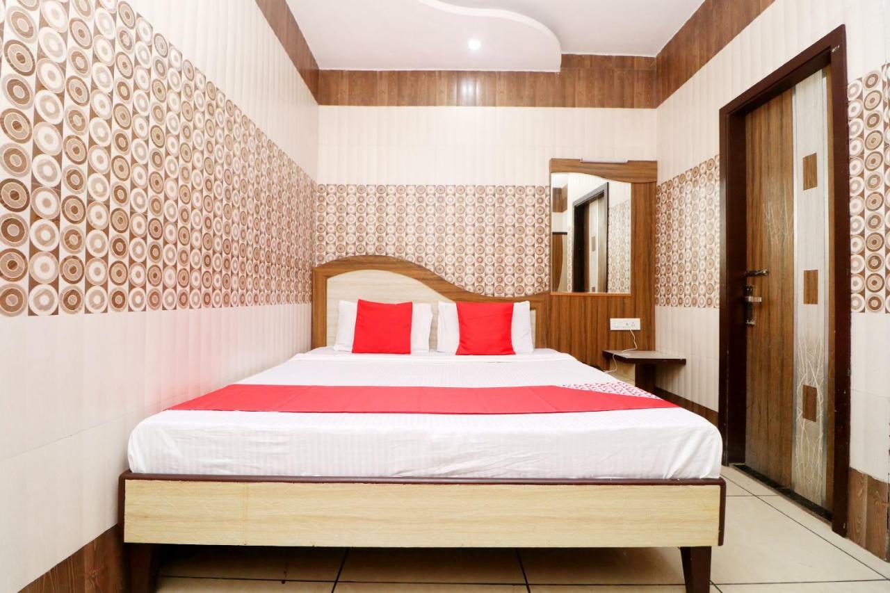 Hotel Oyo 40297 A K