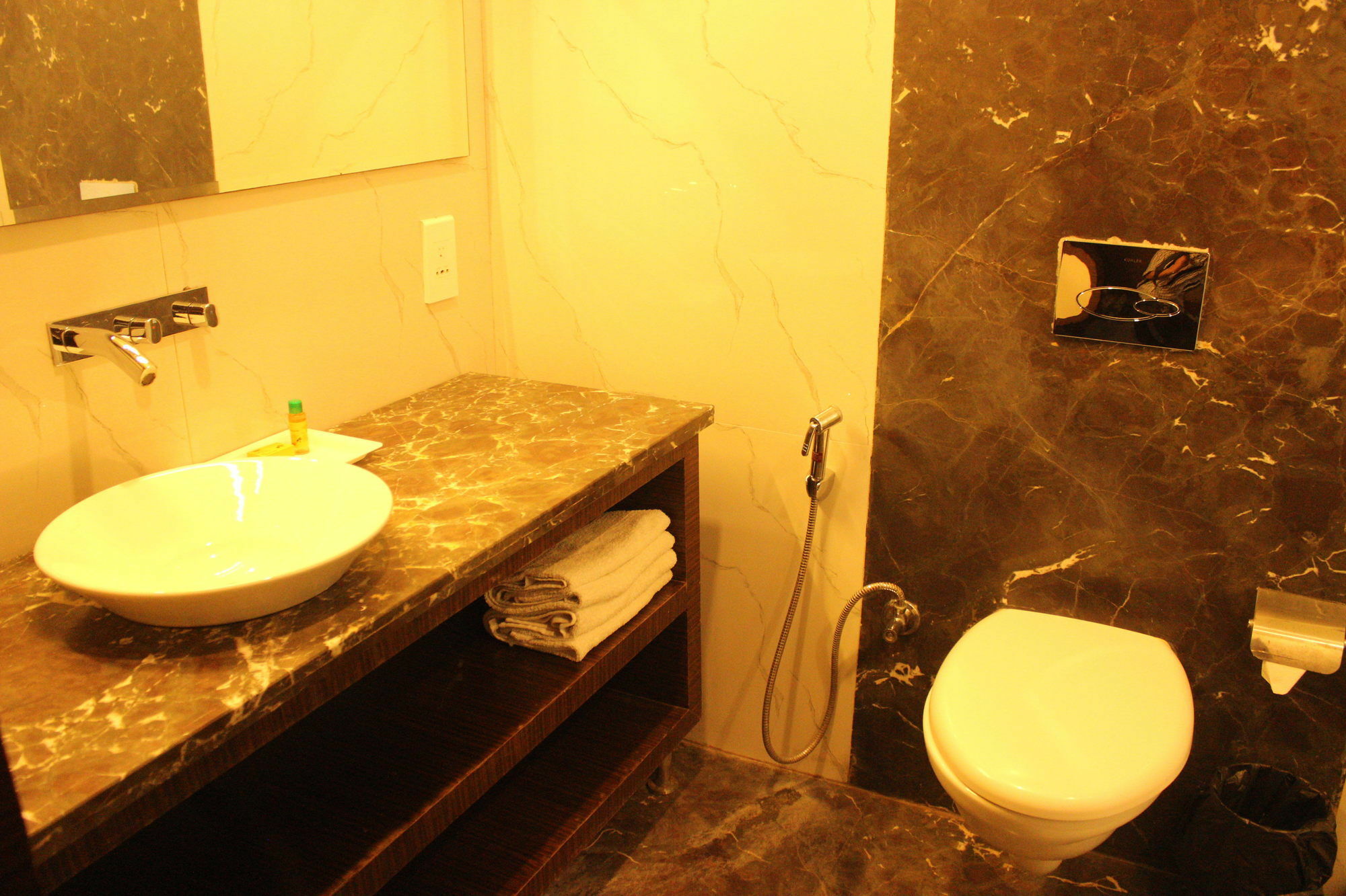 Fabhotel Prudent Hotel 3*