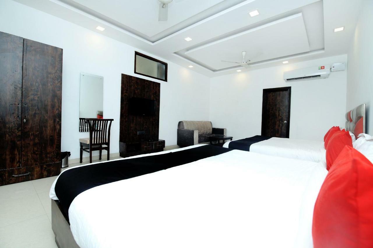 Hotel Capital O 44212 Northern Crown Amritsar